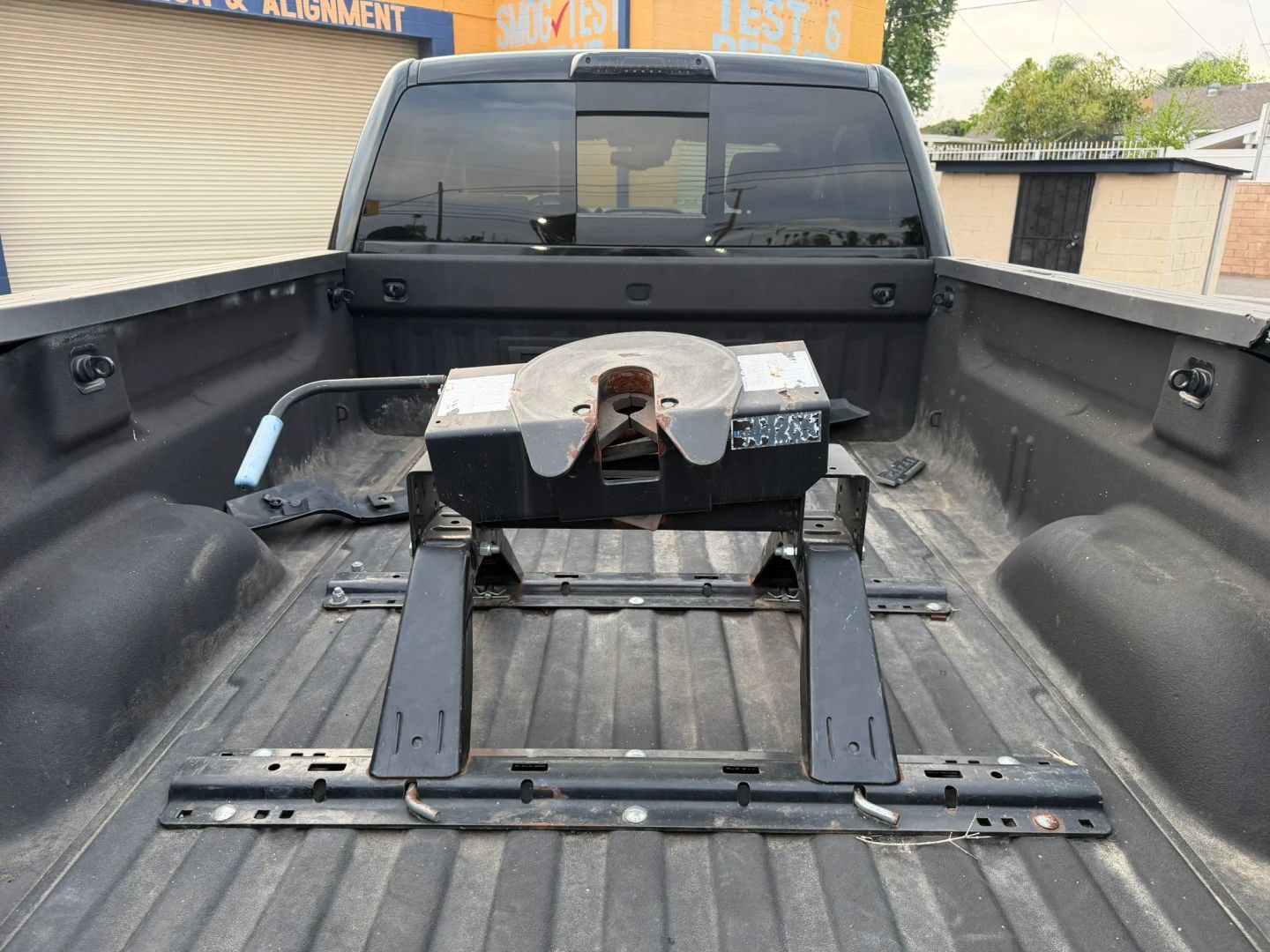 Used 2018 GMC Sierra 3500 Denali w/ Duramax Plus Package AWD/4WD image 9
