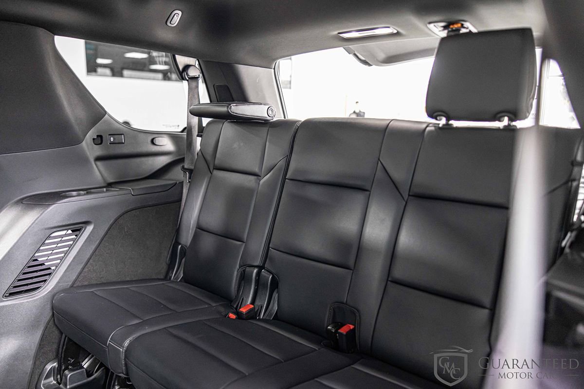 Used 2023 Cadillac Escalade Luxury w/ LPO, Floor Liner Package AWD/4WD image 34