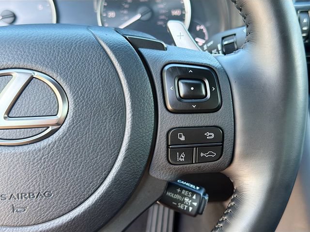 Used 2025 Lexus IS 350 F Sport RWD image 35
