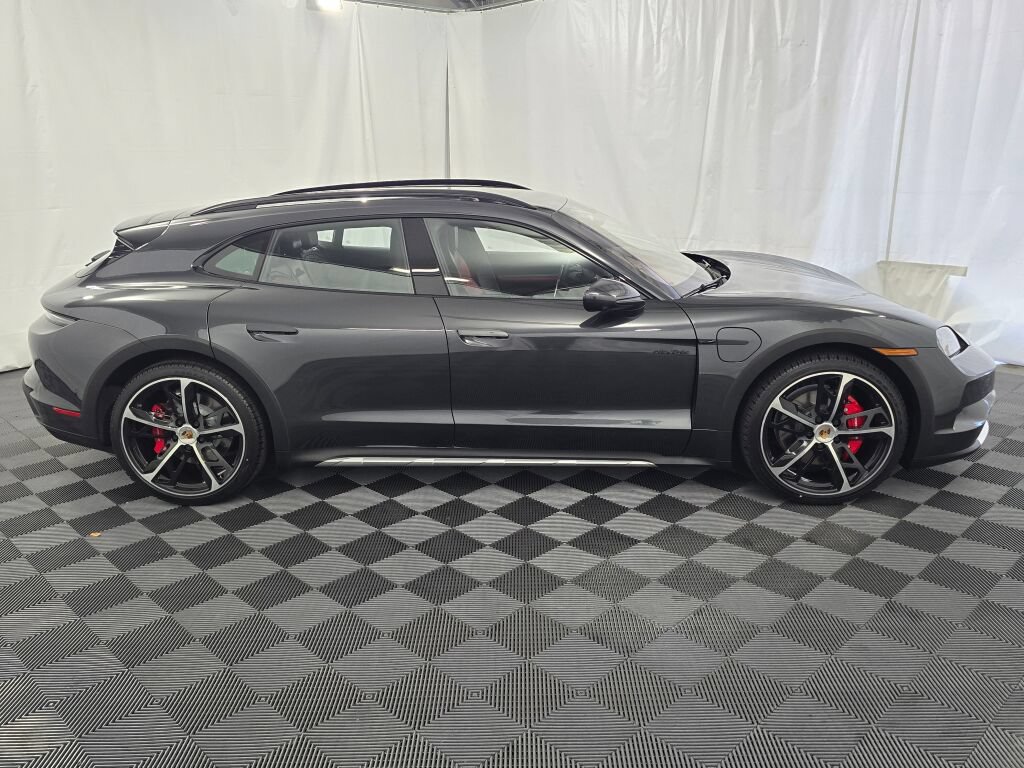 Certified 2025 Porsche Taycan 4S AWD/4WD image 9