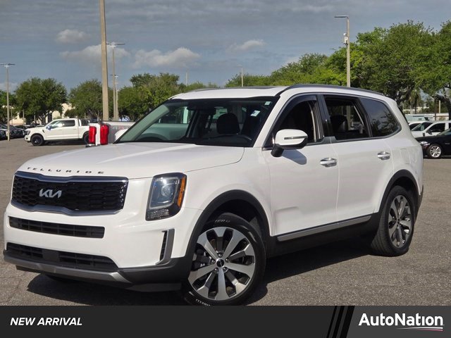 Used 2022 Kia Telluride S image 1