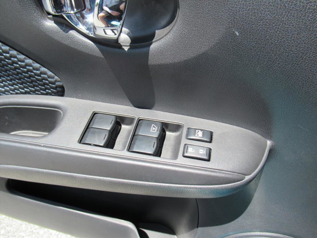 Used 2014 Nissan Versa Note SV w/ Convenience Package image 20