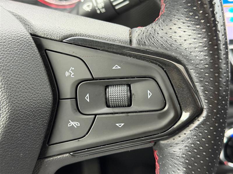 Used 2021 Chevrolet TrailBlazer RS w/ Sun and Liftgate Package image 36