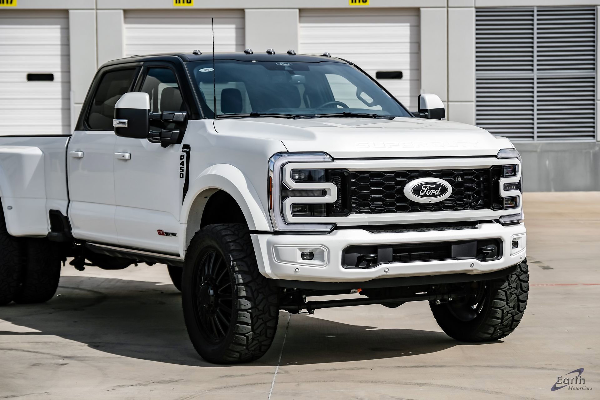 Used 2026 Ford F450 Platinum w/ FX4 Off-Road Package image 29