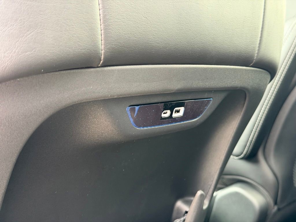 New 2027 Chrysler Pacifica Limited FWD image 33