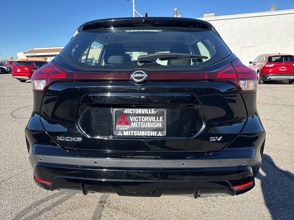 Used 2024 Nissan Kicks SV image 6