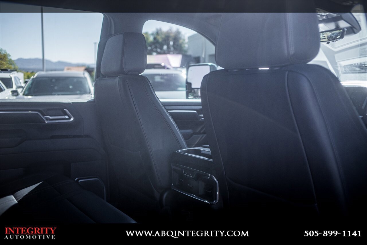 Used 2024 Chevrolet Silverado 2500 High Country w/ High Country Premium Package image 37