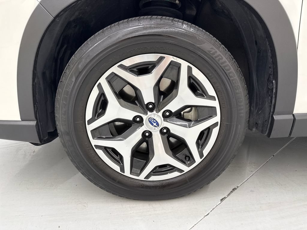 Certified 2022 Subaru Forester Premium AWD/4WD image 9