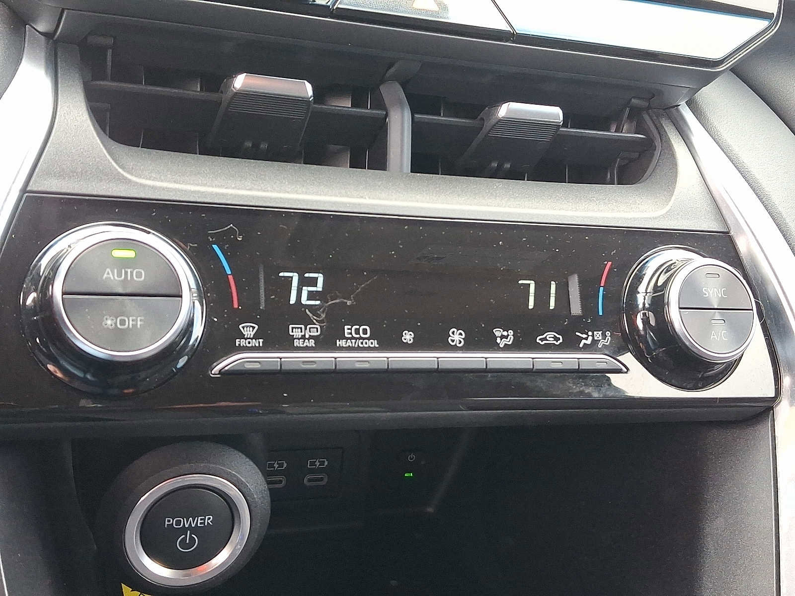 Certified 2023 Toyota Venza LE image 18