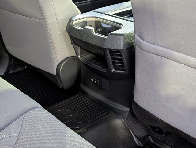 Used 2025 Toyota Tundra SR5 RWD image 32