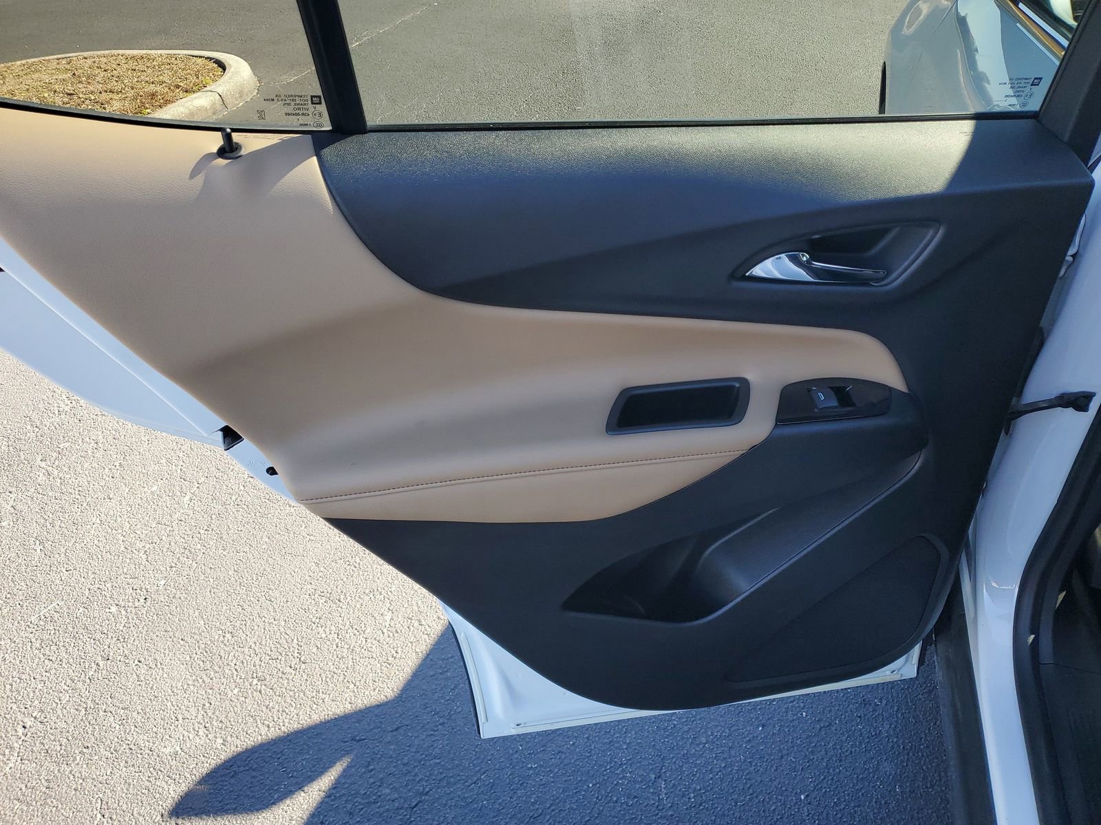 Used 2022 Chevrolet Equinox Premier image 10