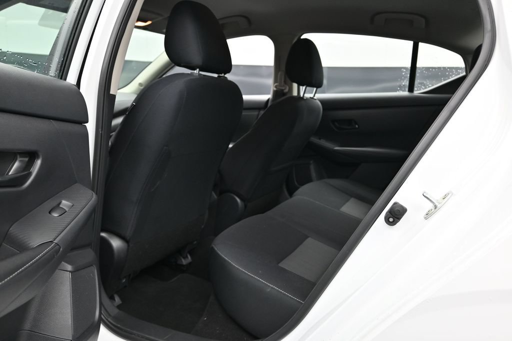 Used 2024 Nissan Sentra SV FWD image 19