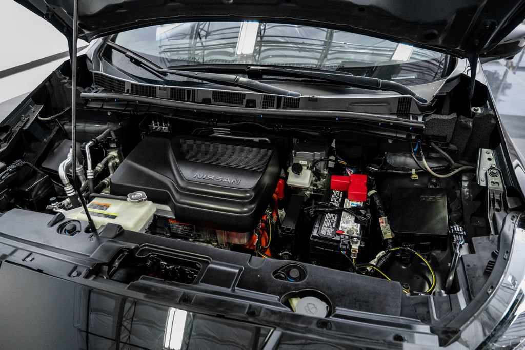 Used 2025 Nissan Leaf SV Plus FWD image 45
