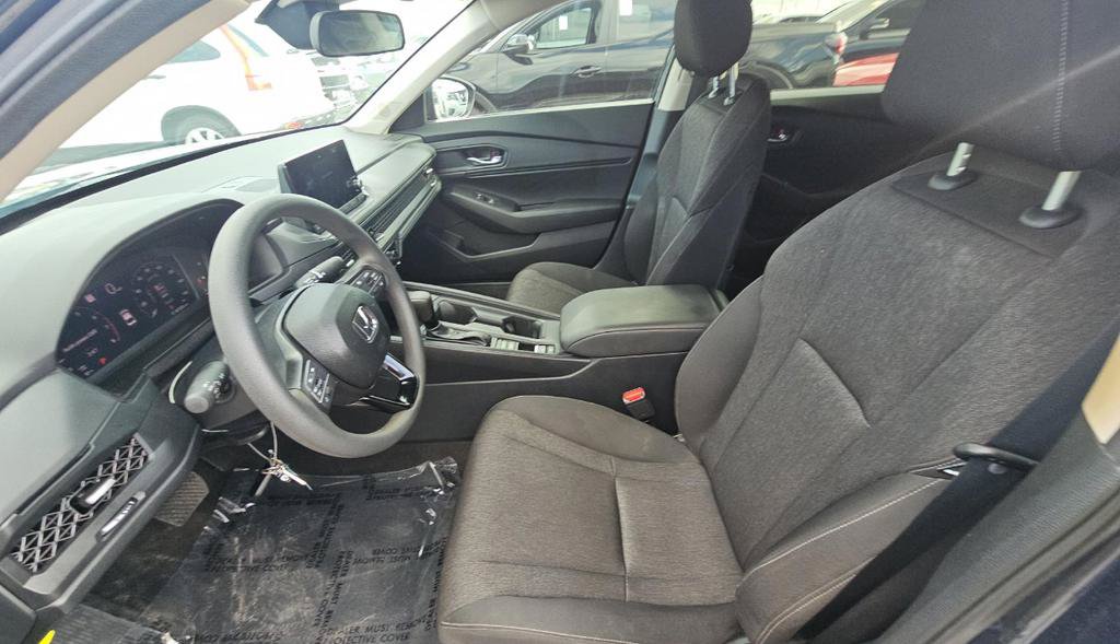 Used 2025 Honda Accord SE image 8