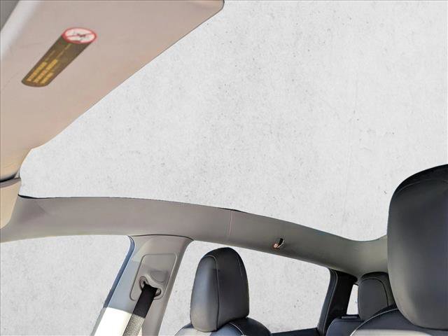 Used 2021 Tesla Model Y Long Range image 13