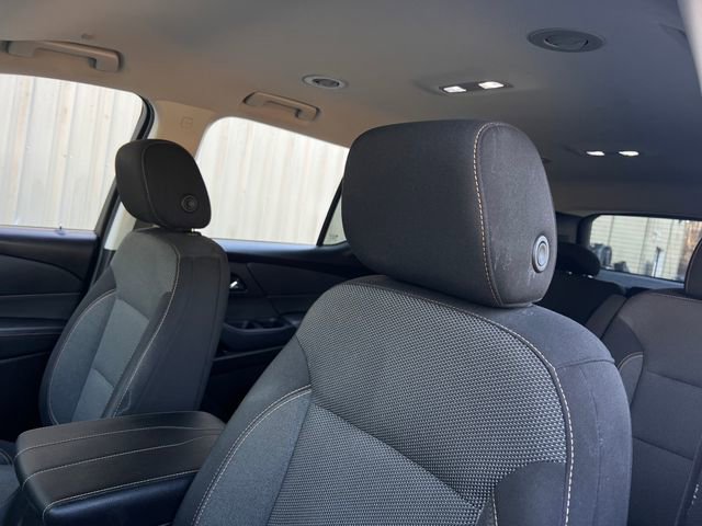 Used 2019 Chevrolet Traverse LT image 14