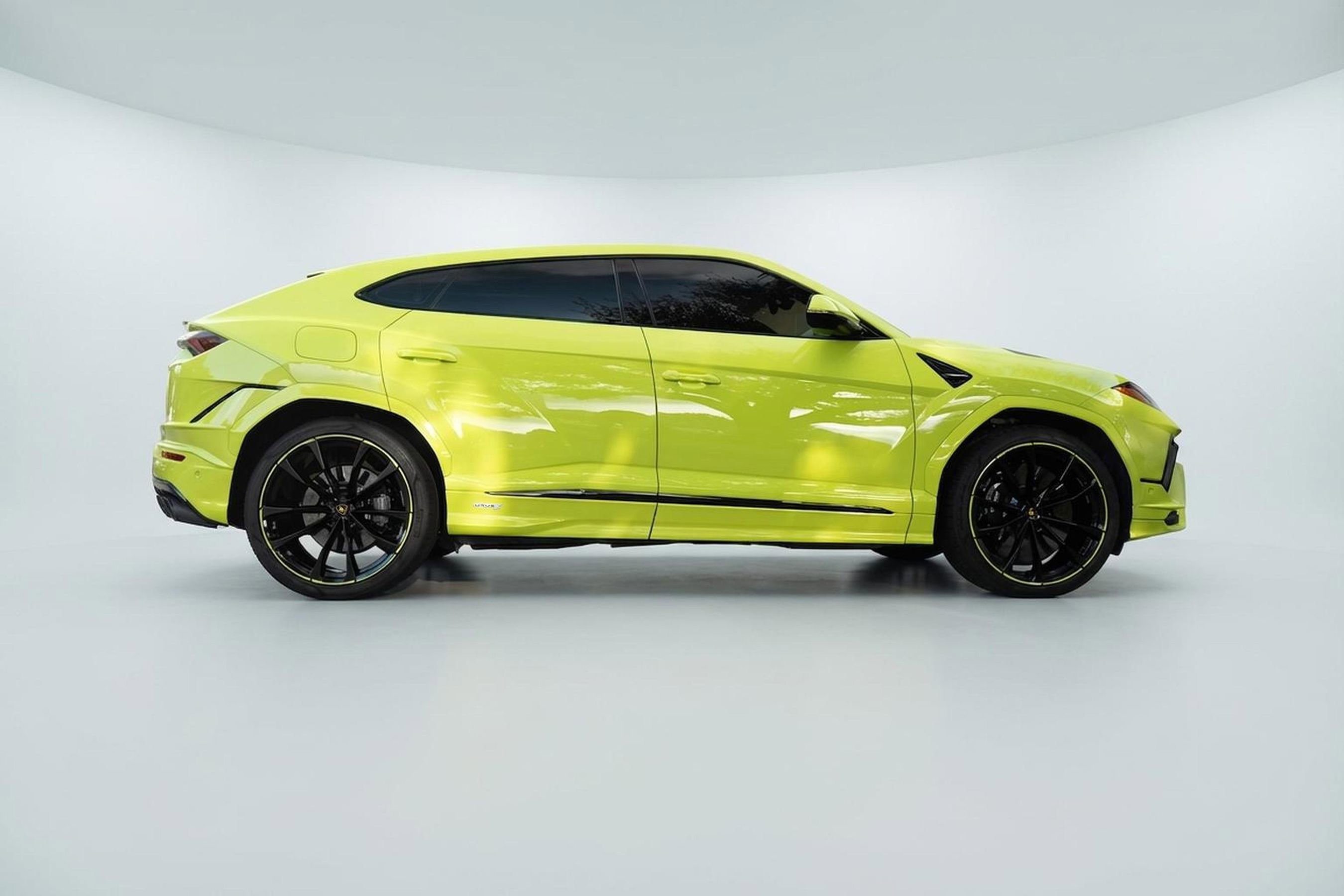 Used 2023 Lamborghini Urus S AWD/4WD image 5
