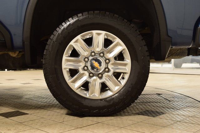 Used 2024 Chevrolet Silverado 3500 High Country w/ Technology Package AWD/4WD image 29
