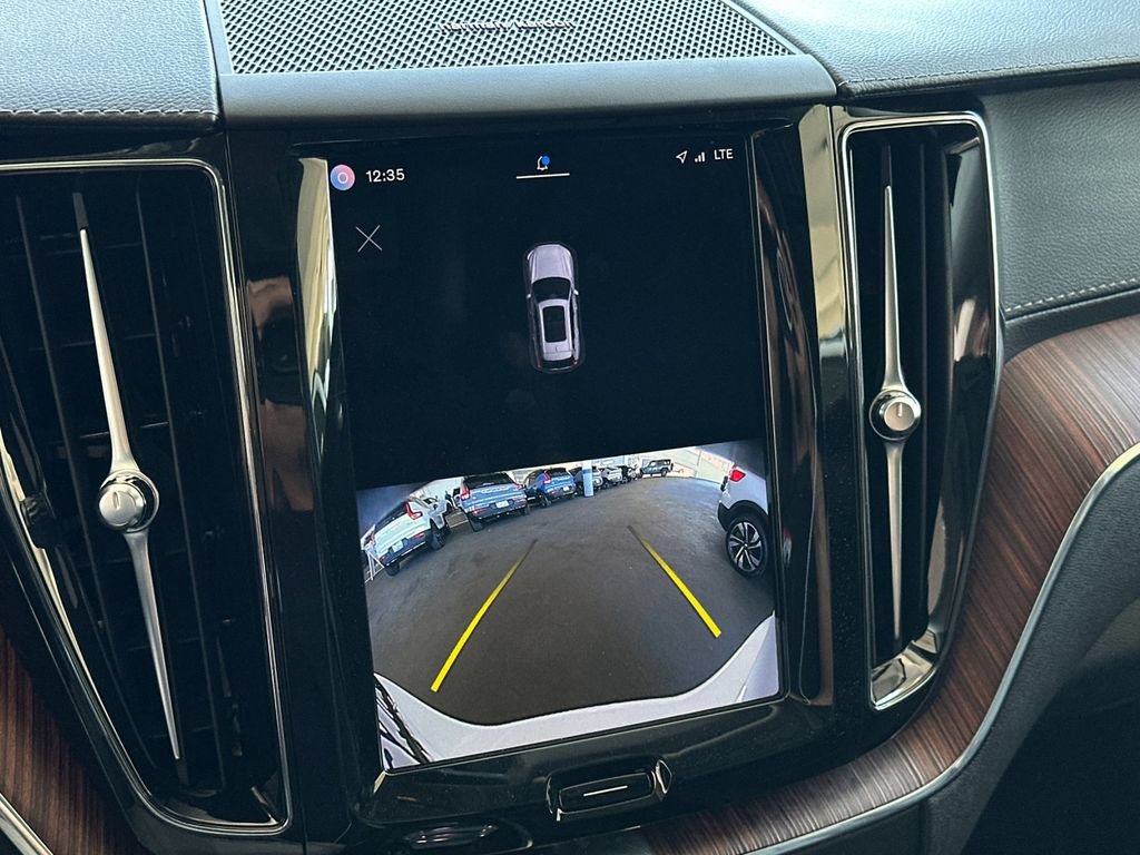 Certified 2023 Volvo XC60 B5 Ultimate AWD/4WD image 19
