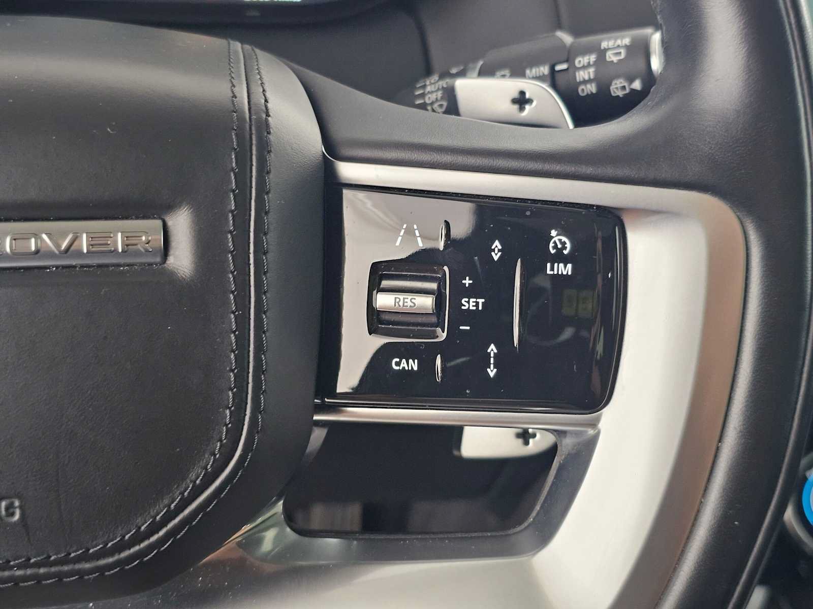 Certified 2023 Land Rover Range Rover SE AWD/4WD image 29