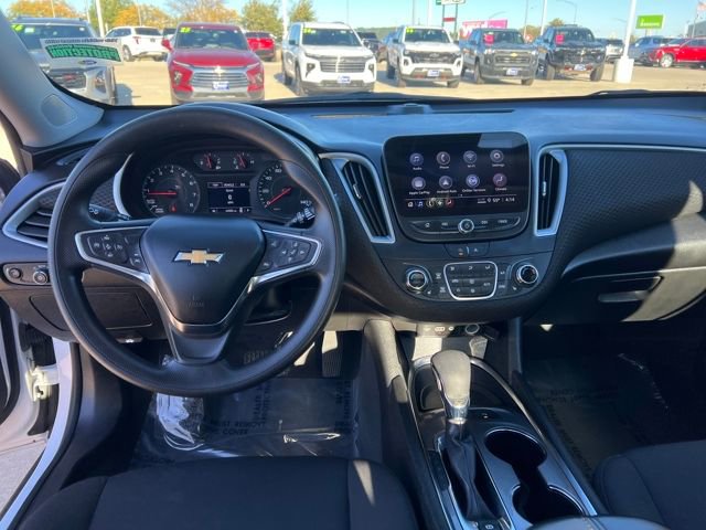 Used 2024 Chevrolet Malibu LT image 18