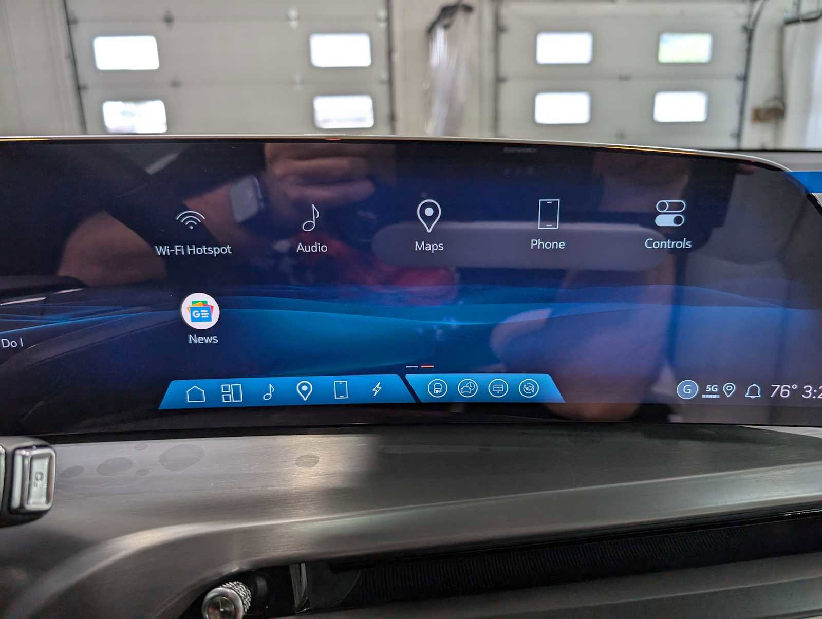 New 2026 Cadillac Vistiq Luxury image 25