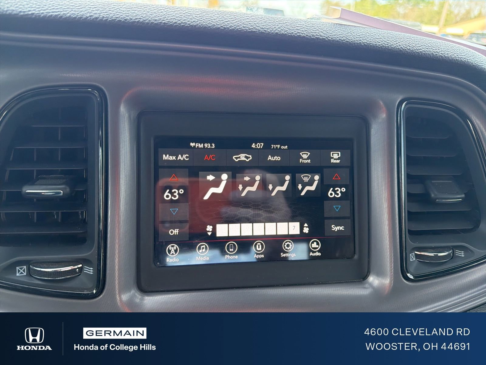 Used 2023 Dodge Challenger SXT w/ Blacktop Package image 17
