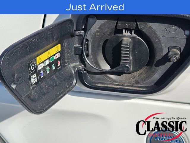 Used 2023 Jeep Wrangler Unlimited Sahara w/ Cold Weather Group image 20