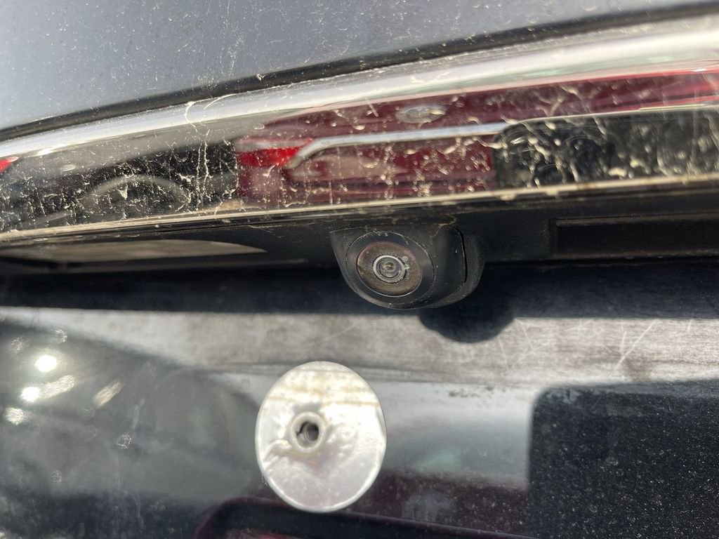 Used 2019 Hyundai Santa Fe SEL w/ Cargo Package FWD image 11