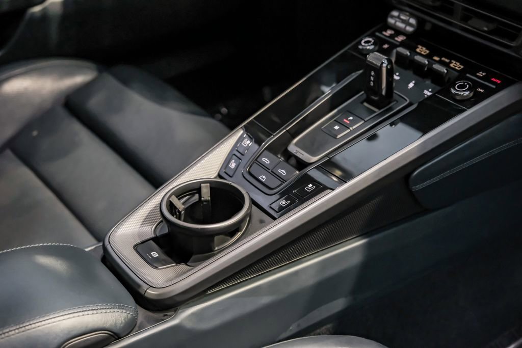 Used 2020 Porsche 911 Carrera 4S image 21