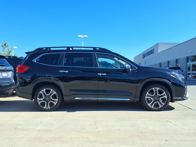 Used 2023 Subaru Ascent Touring AWD/4WD image 4