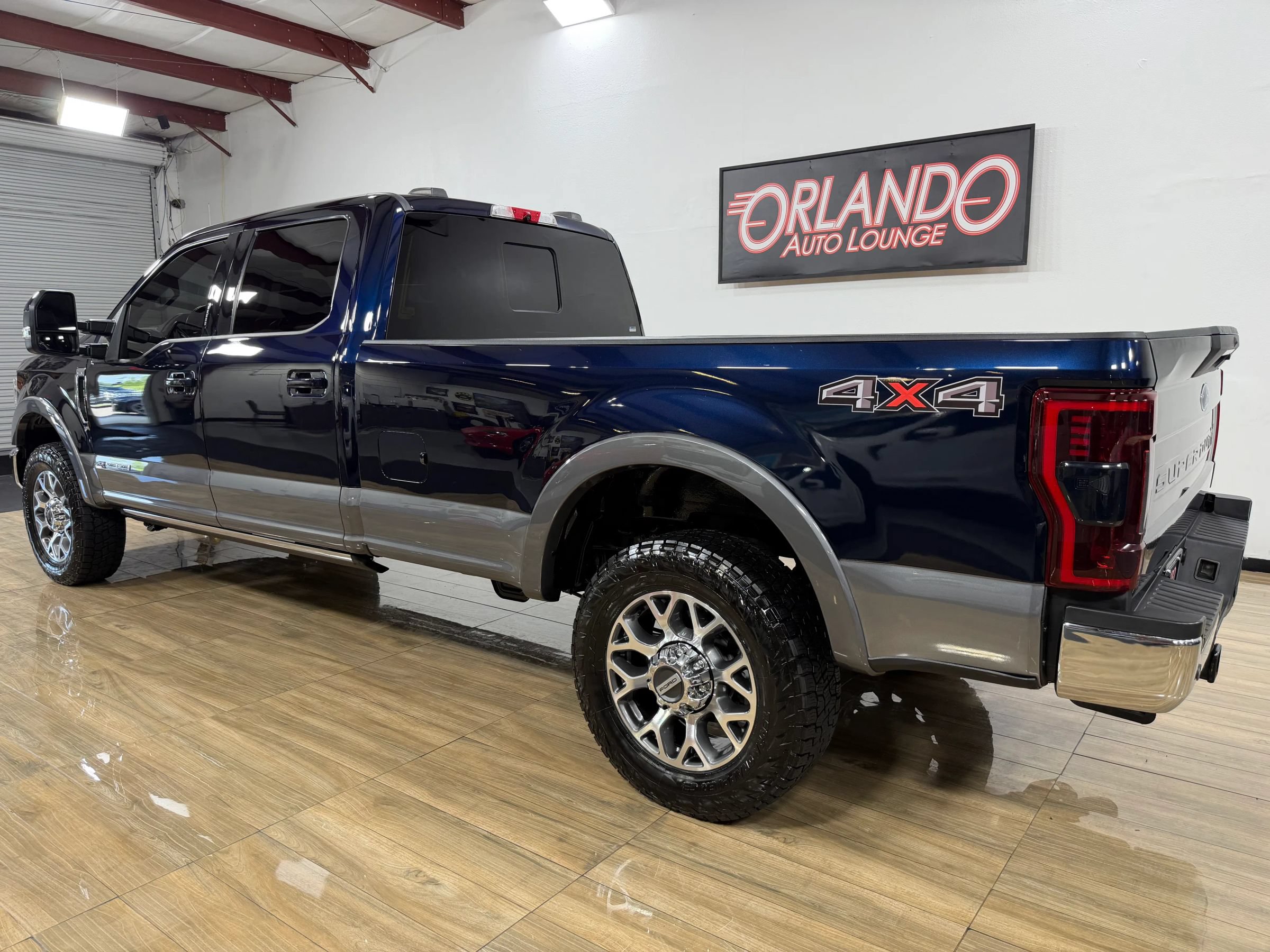 Used 2022 Ford F350 Lariat w/ Lariat Ultimate Package AWD/4WD image 10