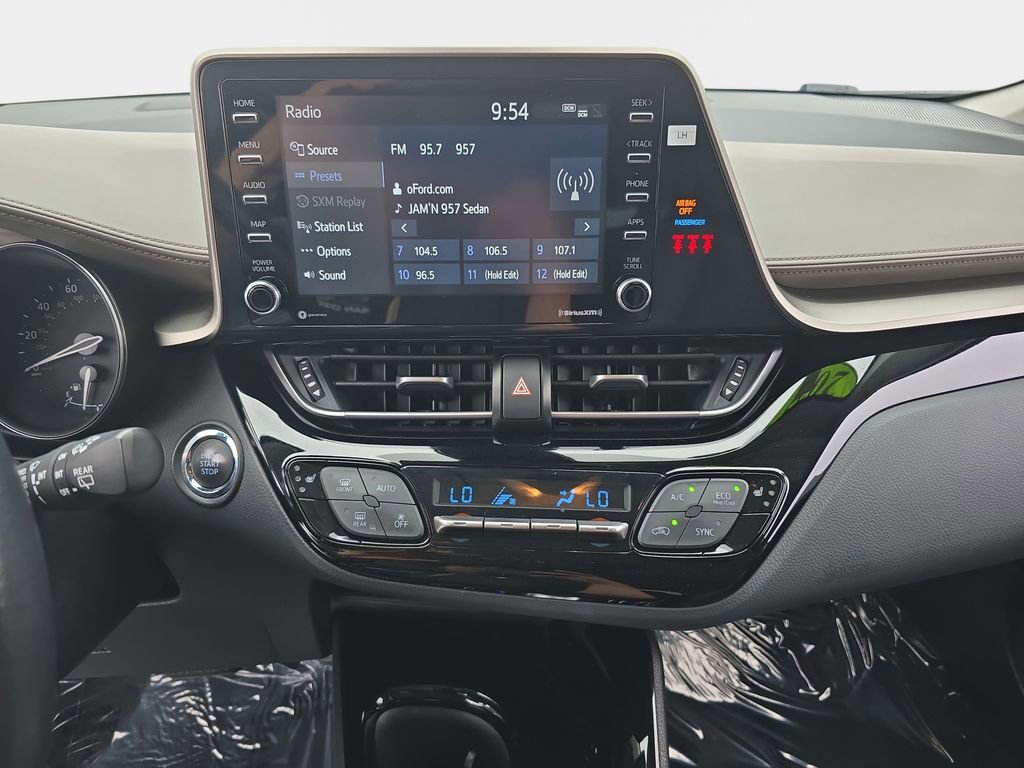 Used 2022 Toyota C-HR Limited FWD image 22