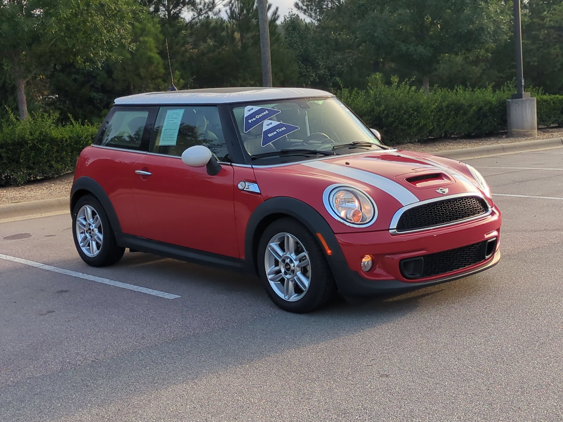 Used 2013 MINI Cooper S FWD image 1