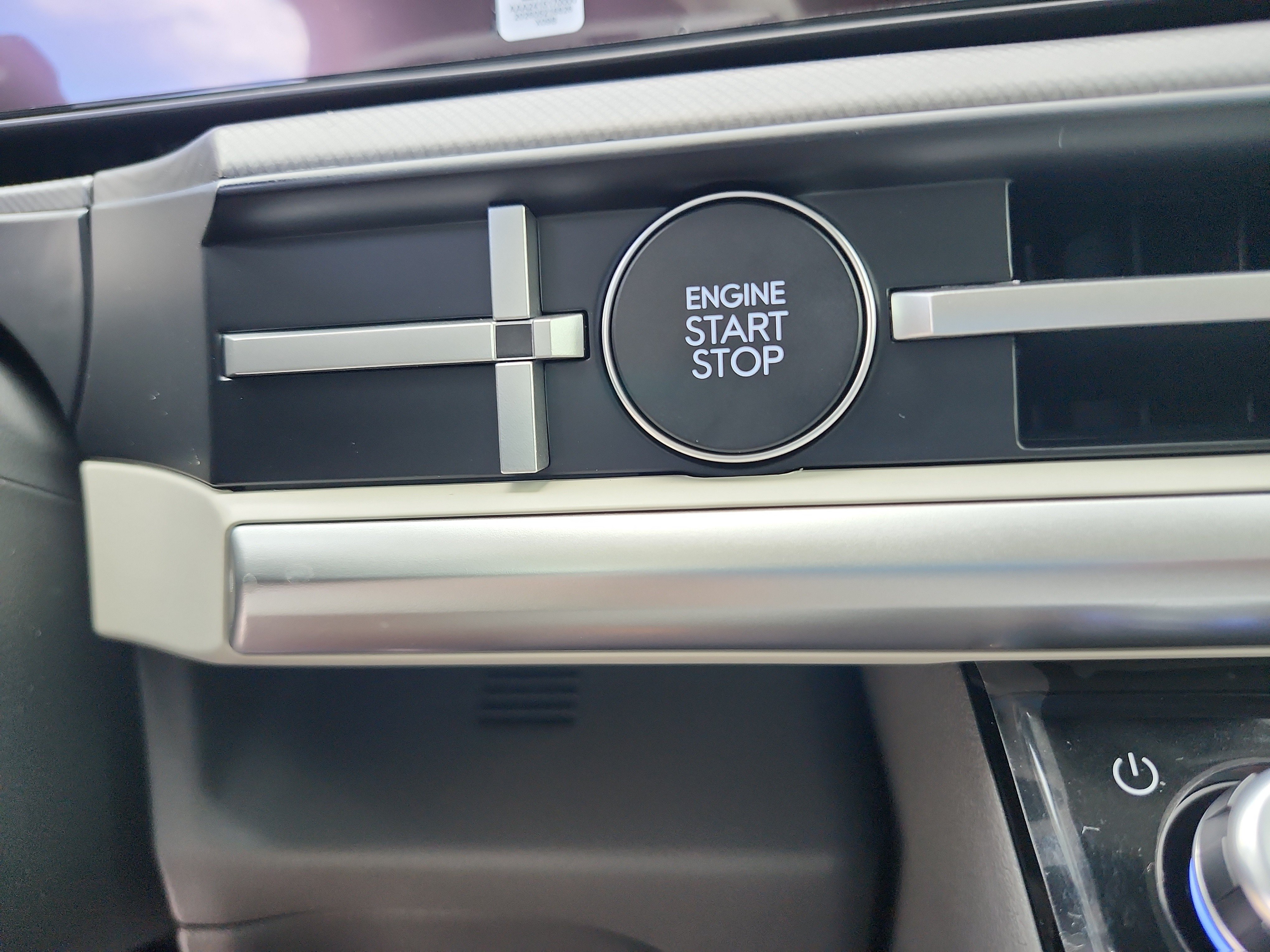 New 2027 Hyundai Santa Fe SEL FWD image 29