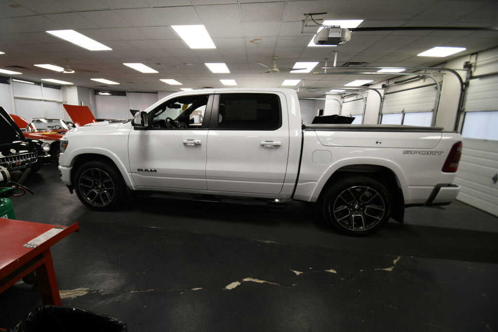 Used 2020 RAM 1500 Laramie AWD/4WD image 4