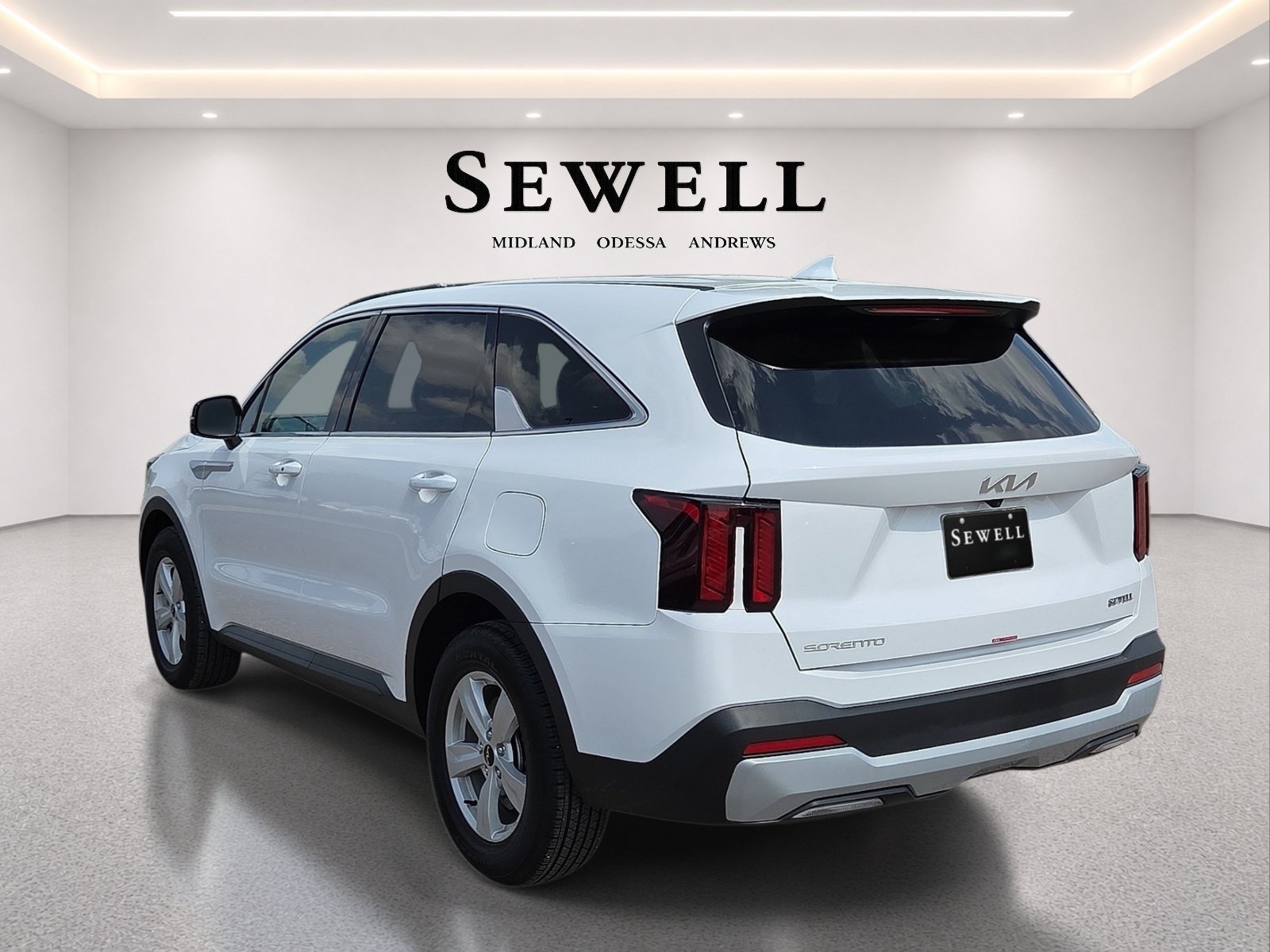 Used 2026 Kia Sorento LX FWD image 3
