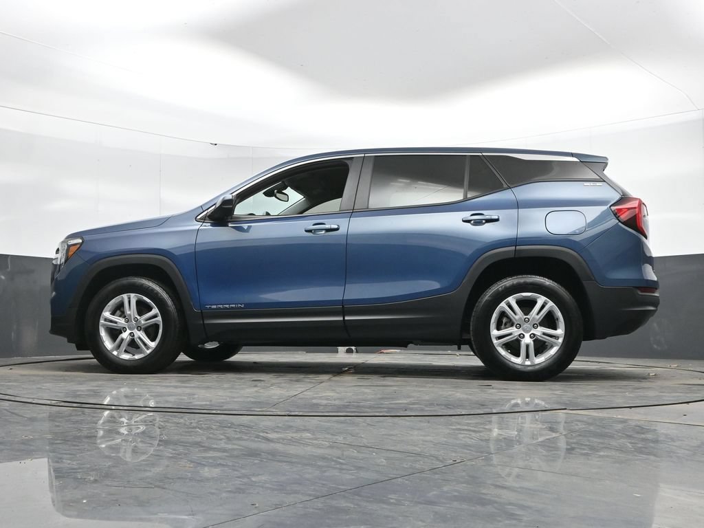 Used 2024 GMC Terrain SLE AWD/4WD image 50