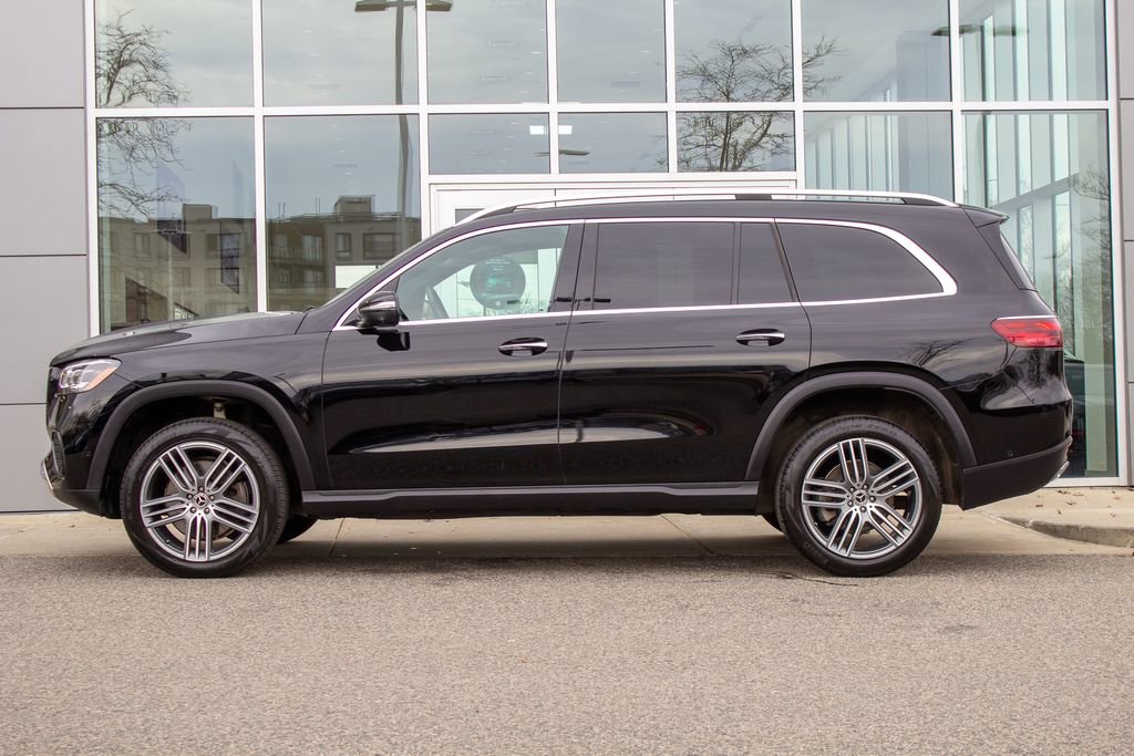 Used 2025 Mercedes-Benz GLS 450 4MATIC image 5