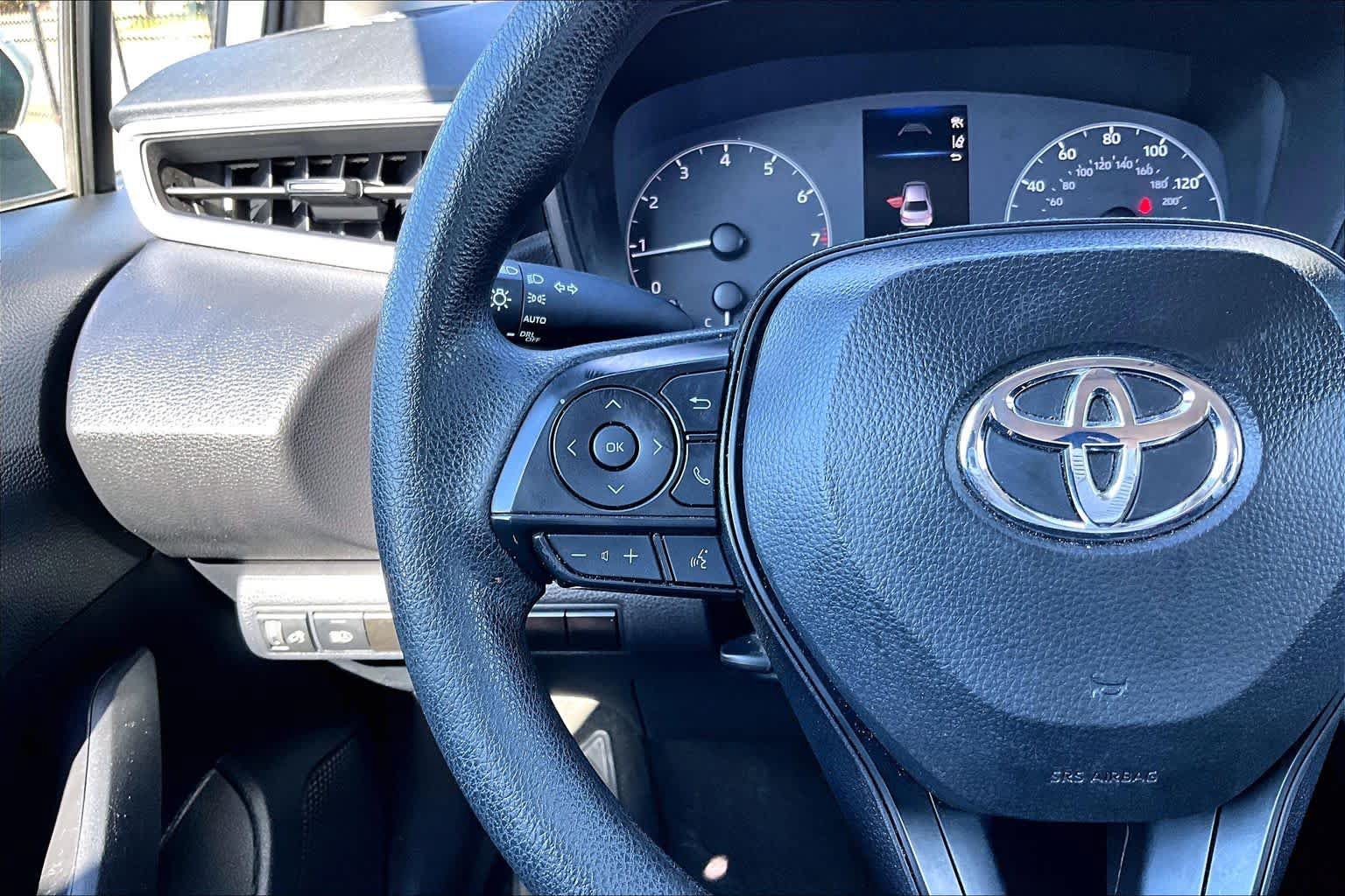 Used 2024 Toyota Corolla LE FWD image 24
