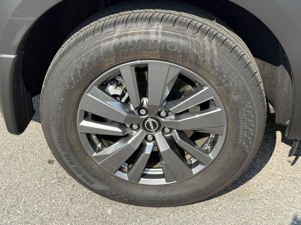 Certified 2025 Nissan Pathfinder SV image 8