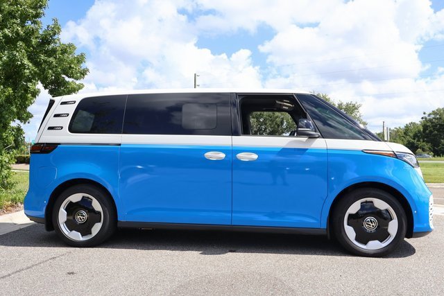 New 2025 Volkswagen ID. Buzz Pro S image 8