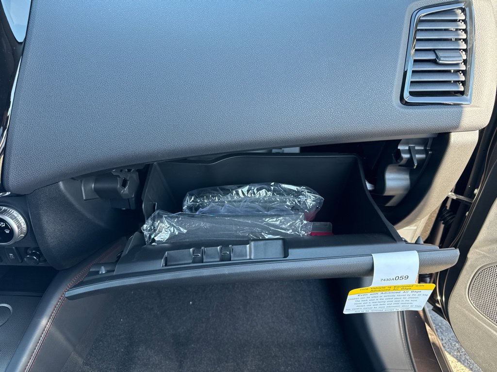 New 2027 Mitsubishi Outlander Sport SE FWD image 18