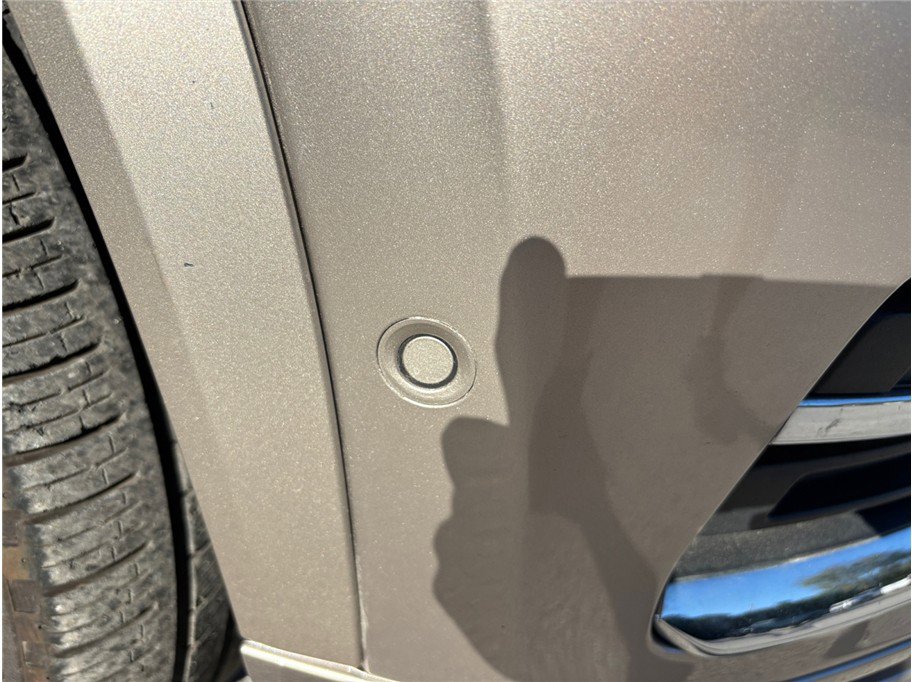 Used 2023 Volvo XC90 B5 Plus Bright image 13