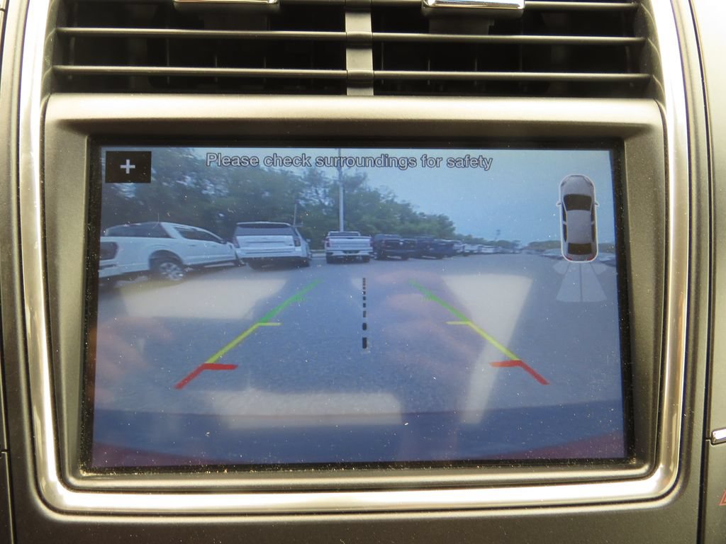 Used 2016 Lincoln MKX Reserve w/ Driver Assistance Package AWD/4WD image 24