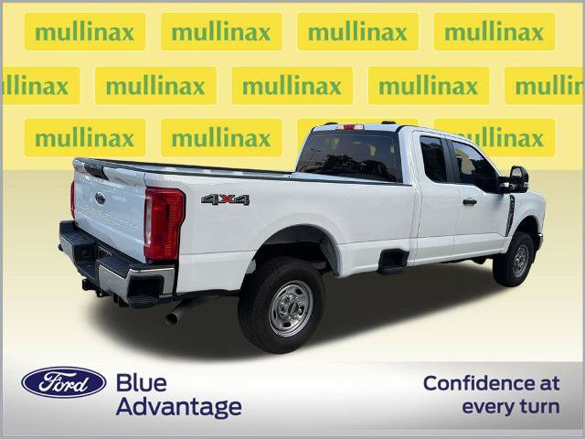 Certified 2025 Ford F250 XL w/ XL Chrome Package AWD/4WD image 4