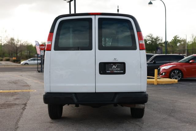Used 2021 Chevrolet Express 2500 w/ Driver Convenience Package image 10