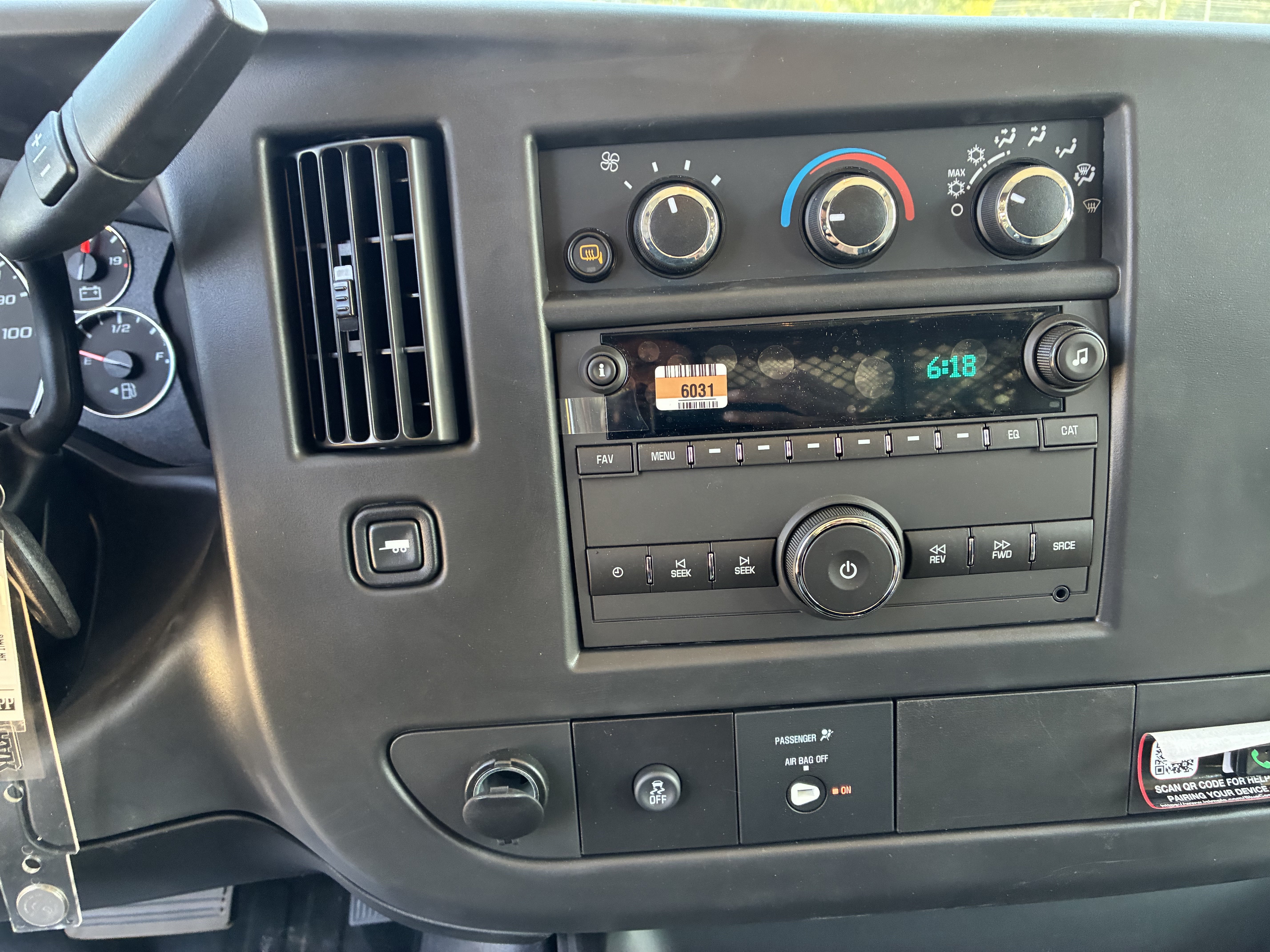New 2026 Chevrolet Express 2500 Extended w/ Driver Convenience Package RWD image 37
