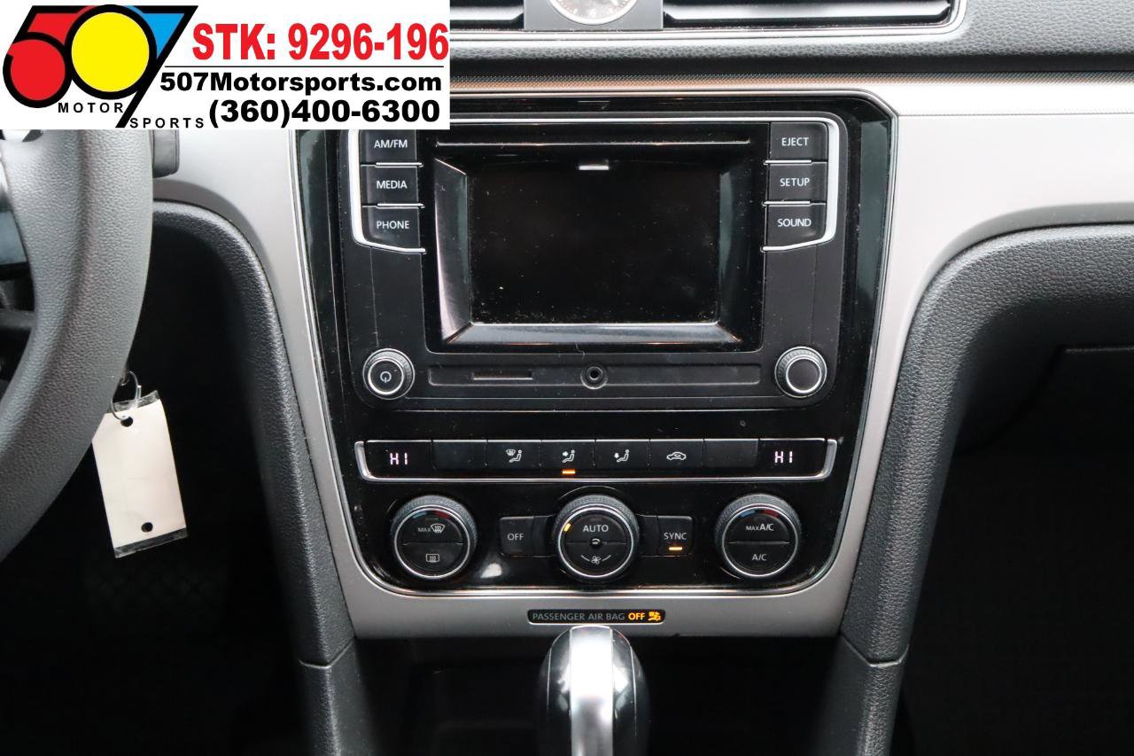 Used 2016 Volkswagen Passat 1.8T S image 18