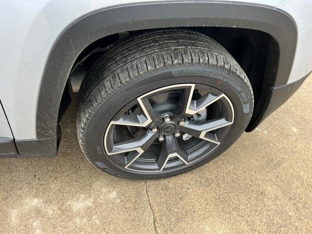 New 2026 Jeep Cherokee Overland image 24